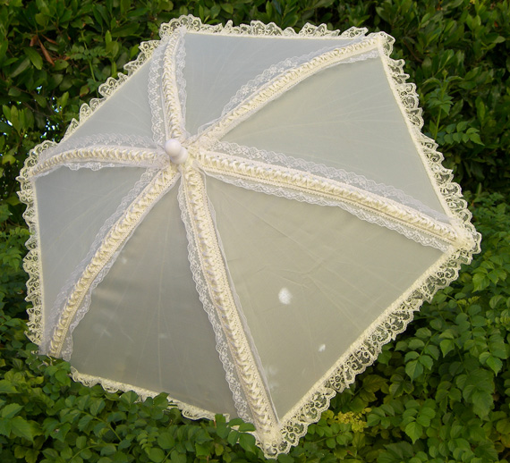 KC Dragonfly - Wedding Basic Off White parasol - top